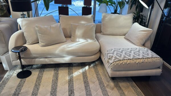 WhatsApp Image 2026 02 05 at 17.49.59