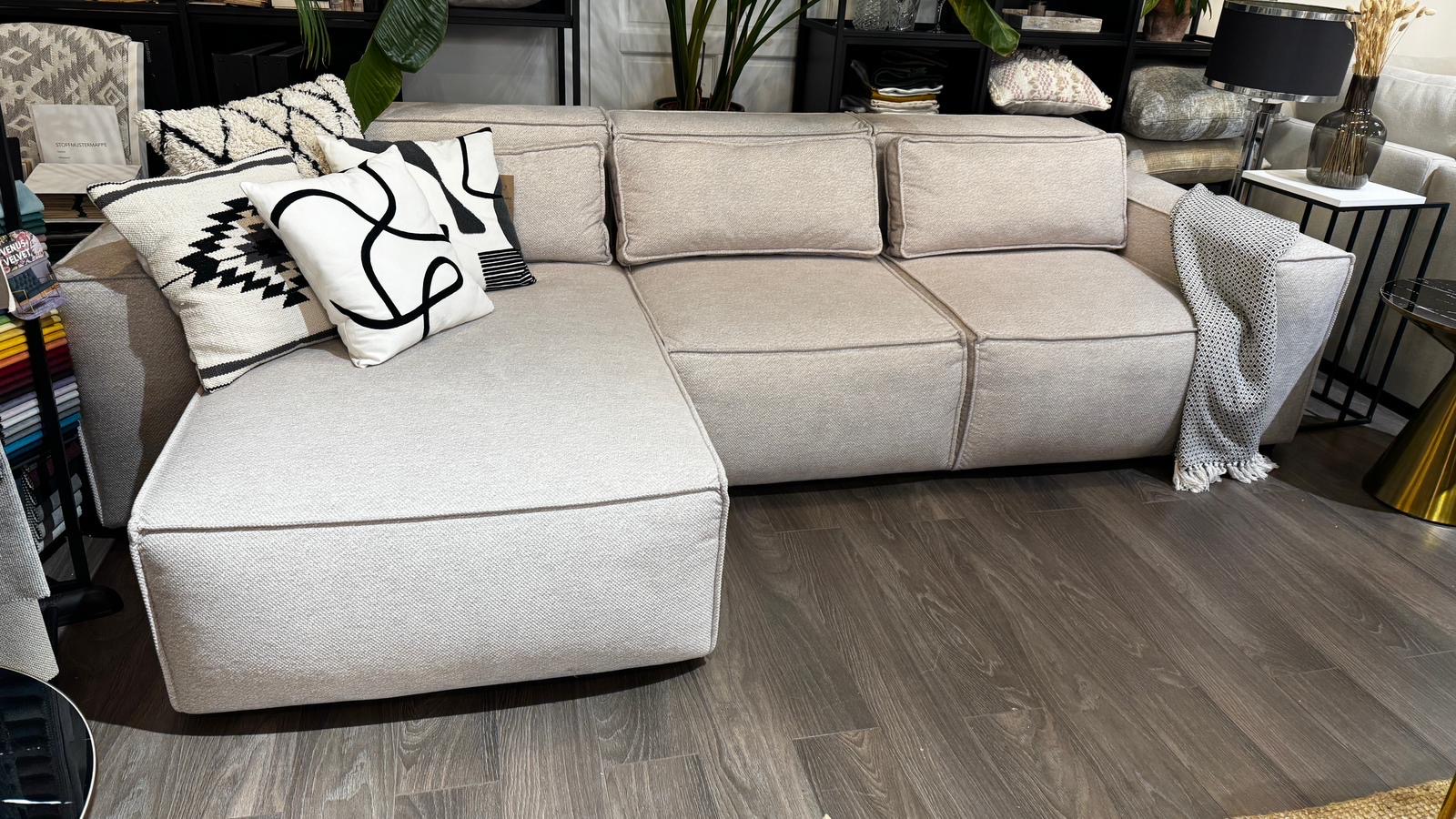 DADDF1C9-E6D6-445C-A40B-0124E477B6B4 Modułowy Narożnik NORDEN 300 x 170 cm Rozkładany Z Funkcją Spania - Dostępny Od Ręki - obrazek 1