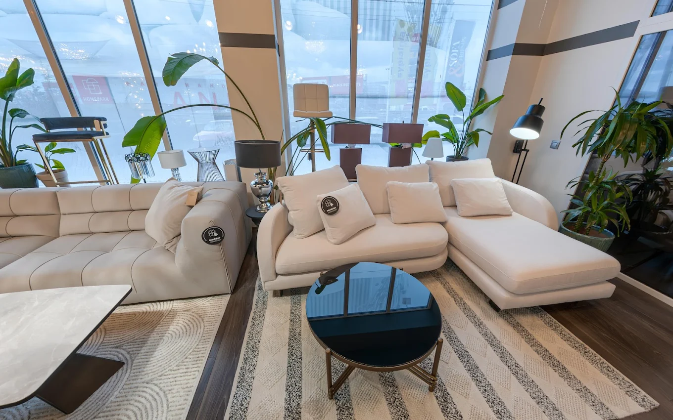 Showroom 6